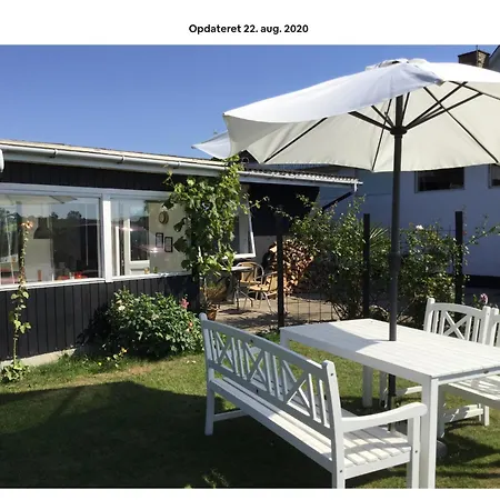 Strandhuset Holiday home